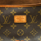 Louis Vuitton Saumur 35 Crossbody