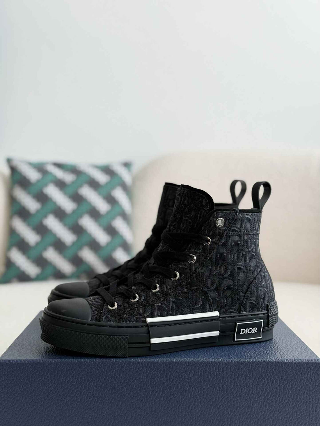 Dior B23 High-Top Sneaker in Black Dior Oblique Jacquard