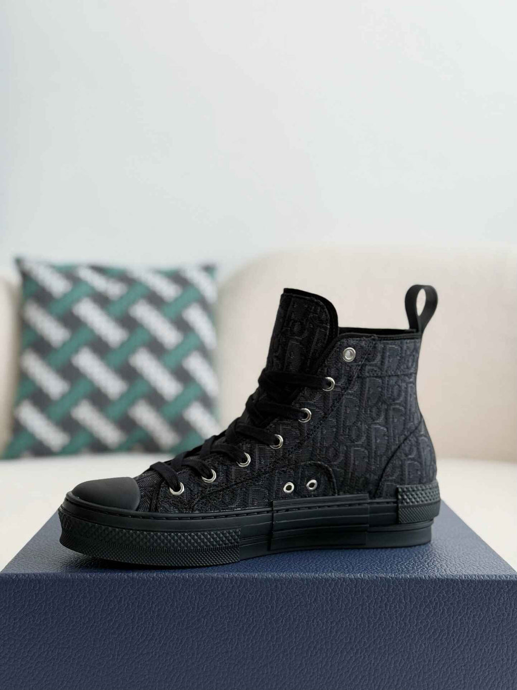 Dior B23 High-Top Sneaker in Black Dior Oblique Jacquard