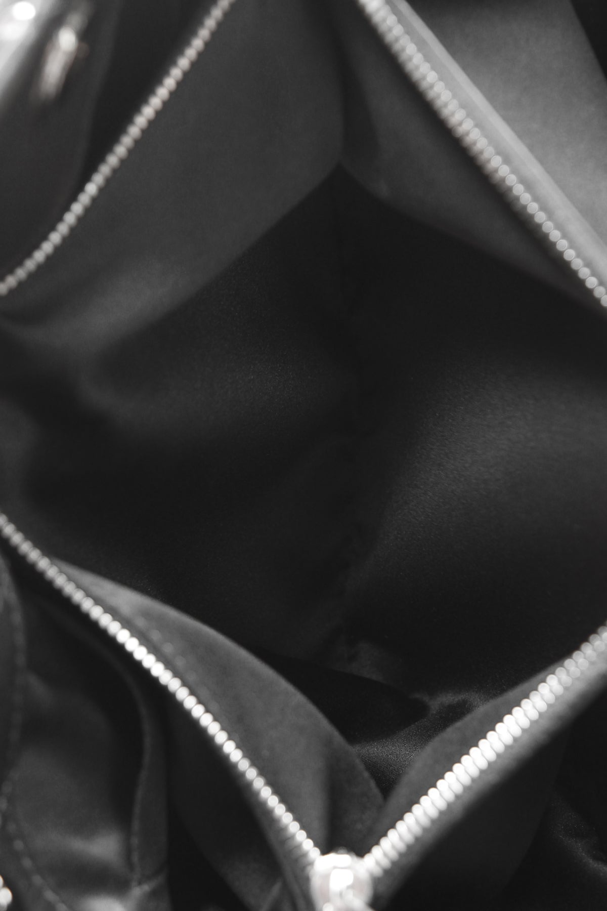 Quilted Tote Bag - Black