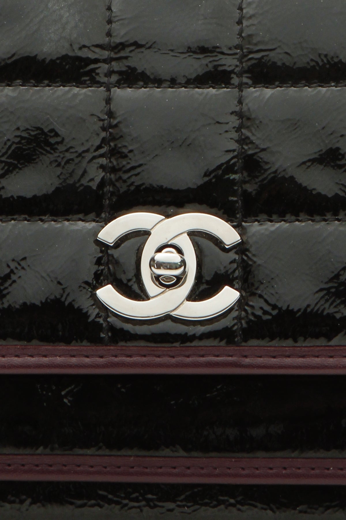 Chocolate Bar Medium Flap Bag - Black/Bordeaux
