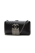 Chain Fringe Evening Bag - Black