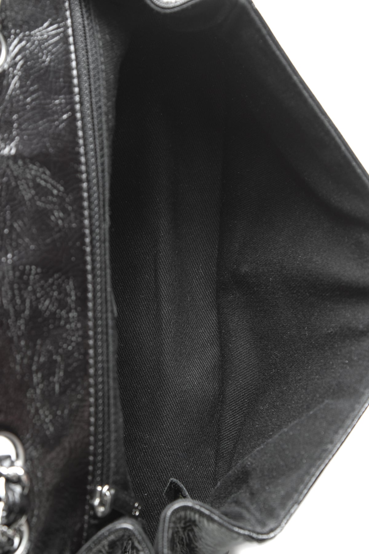 CC Turnlock Flap Bag - Black
