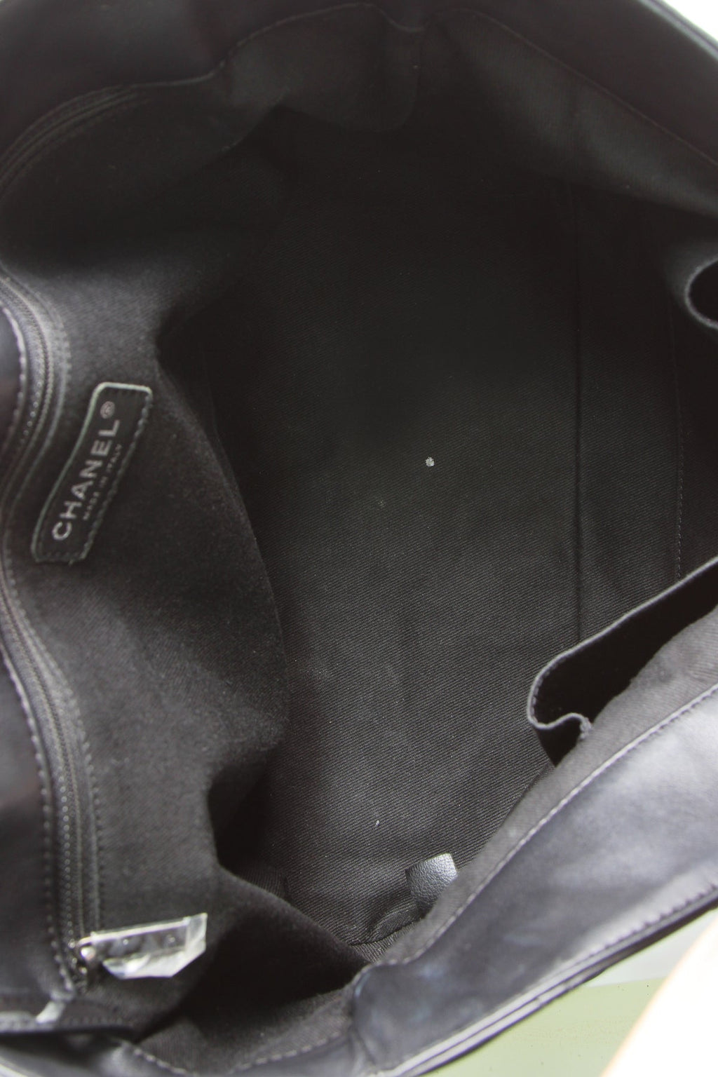 Two-Way Chain Tote Bag - Black