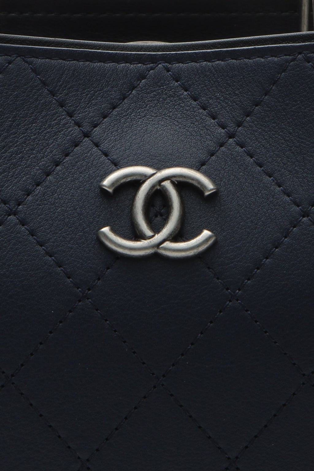 Bi-Color Medium Shopping Bag - Navy/Black