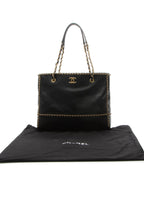 Chain Around Shopping Bag - Black