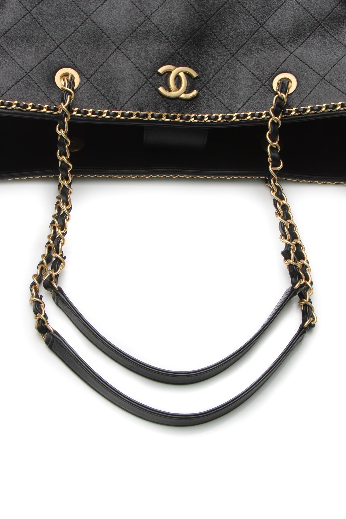 Chain Around Shopping Bag - Black