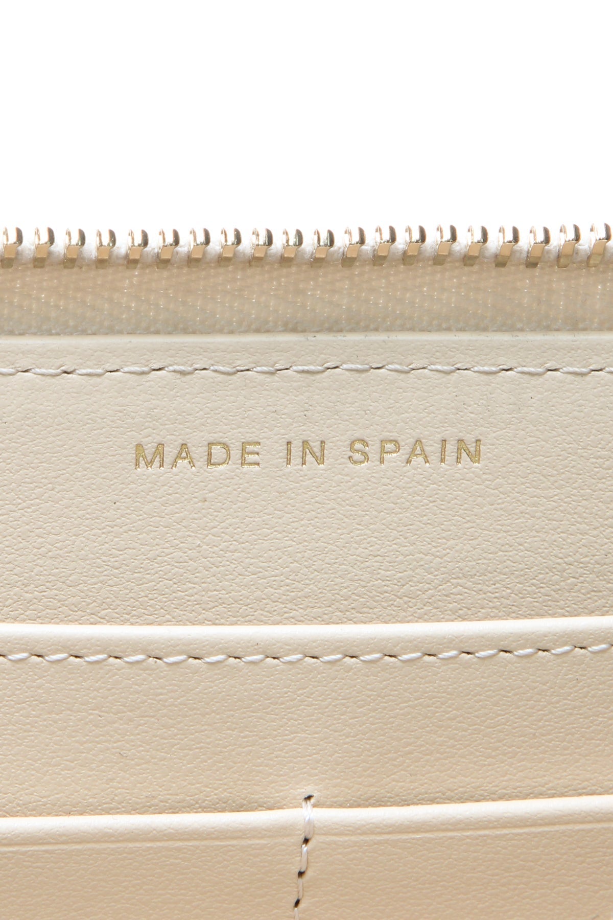 Quilted 19 Zip-Around Wallet - Beige