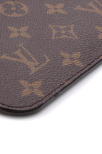 Neverfull Pouch Wristlet - Monogram