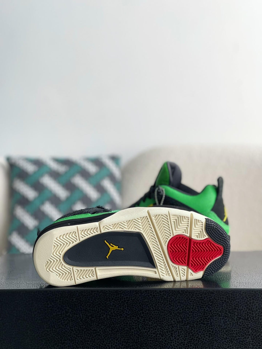 Air Jordan 4 Retro “Manila” Green Black