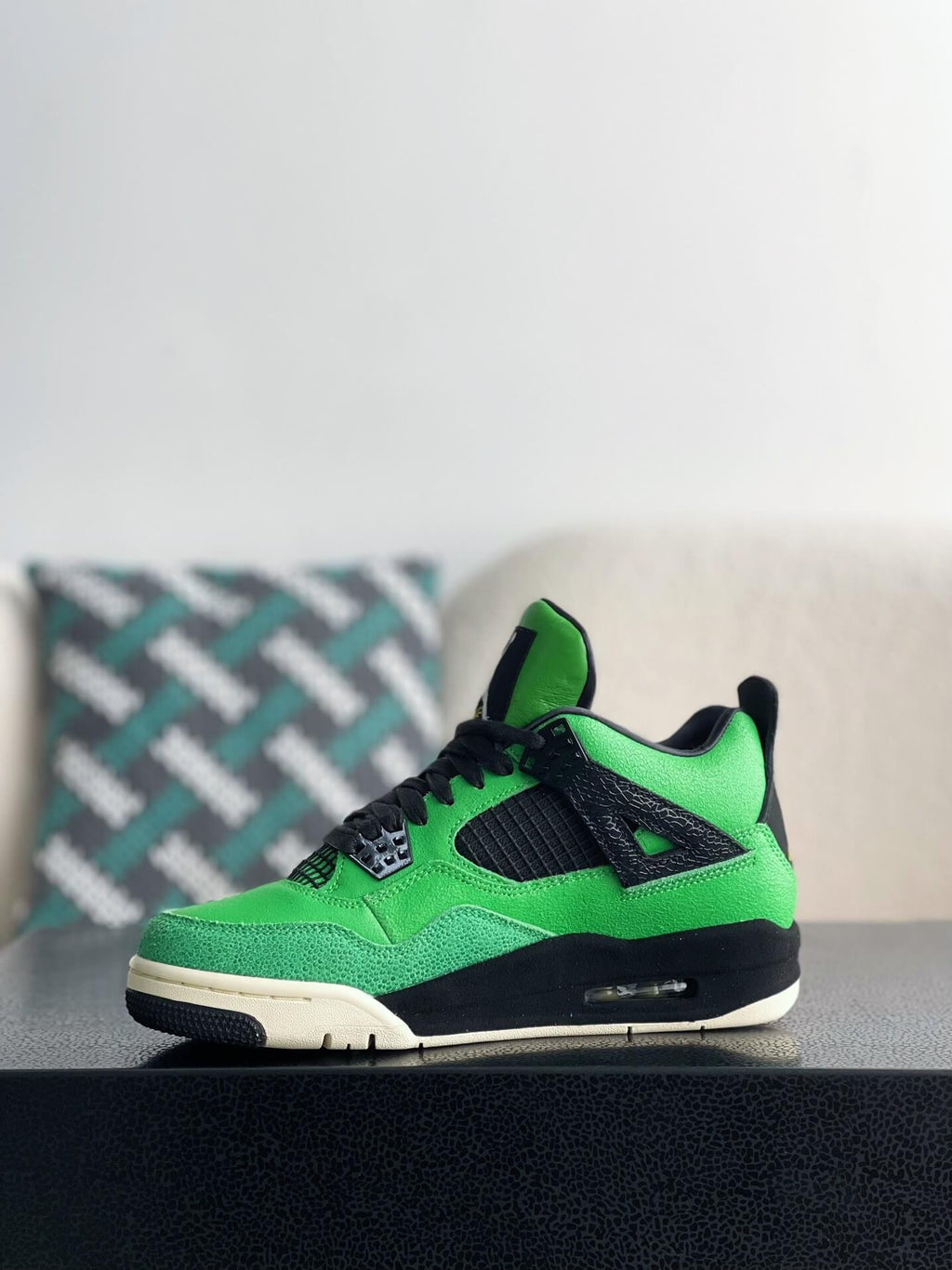 Air Jordan 4 Retro “Manila” Green Black