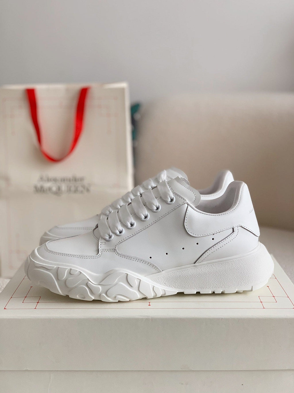 Alexander McQueen Men’s White Leather Court Trainer Sneakers