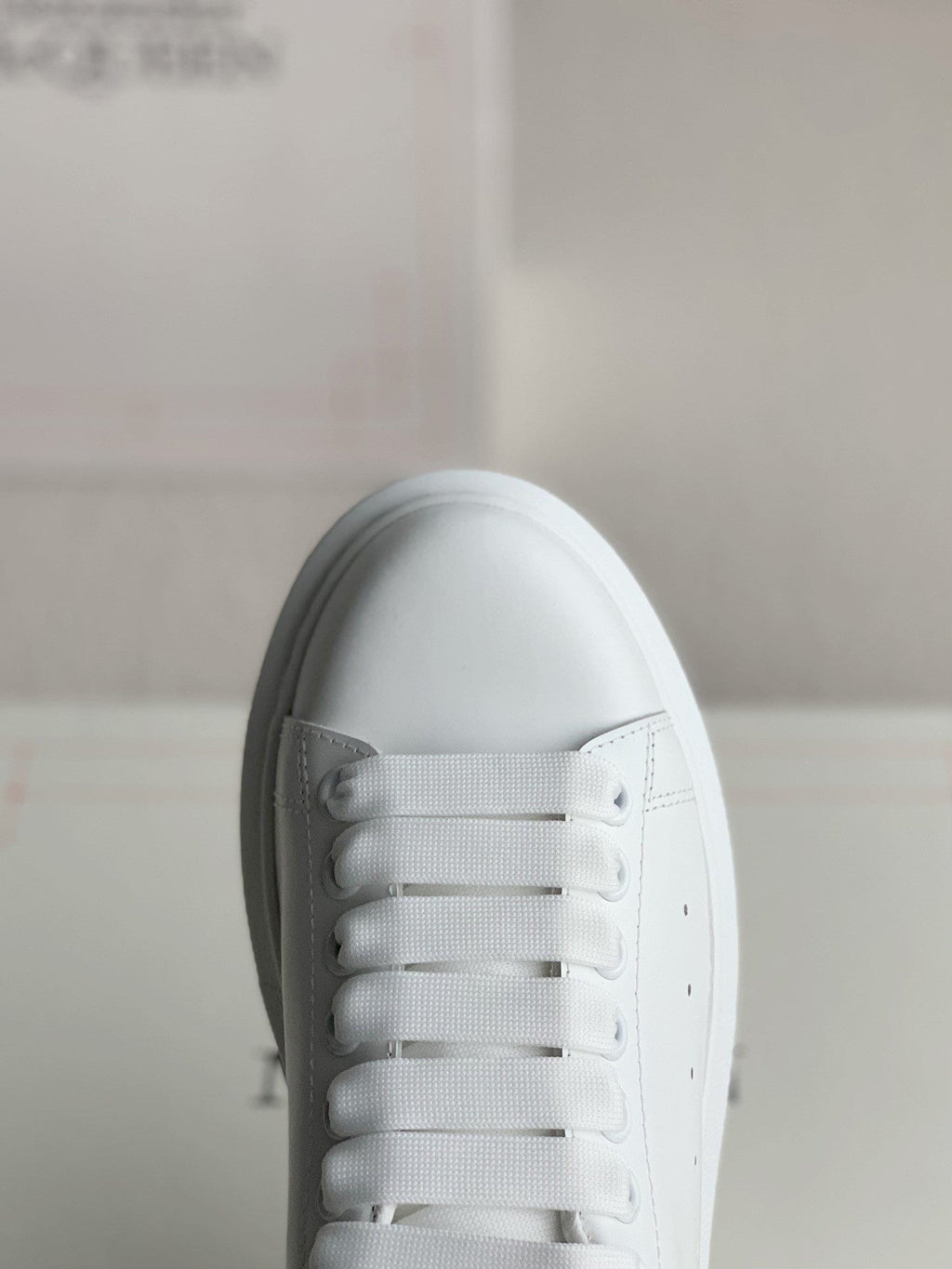 Alexander McQueen White Leather Oversized Sneakers with Holographic Iridescent Heel
