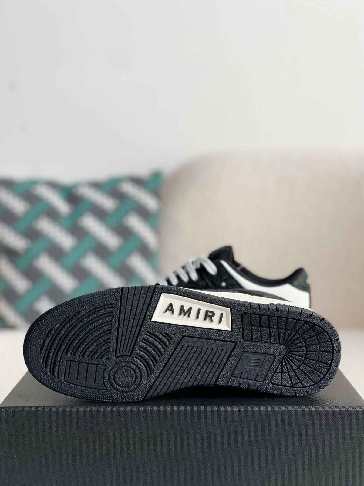 Amiri Skel Top Low – Black Glitter & White Grained Leather