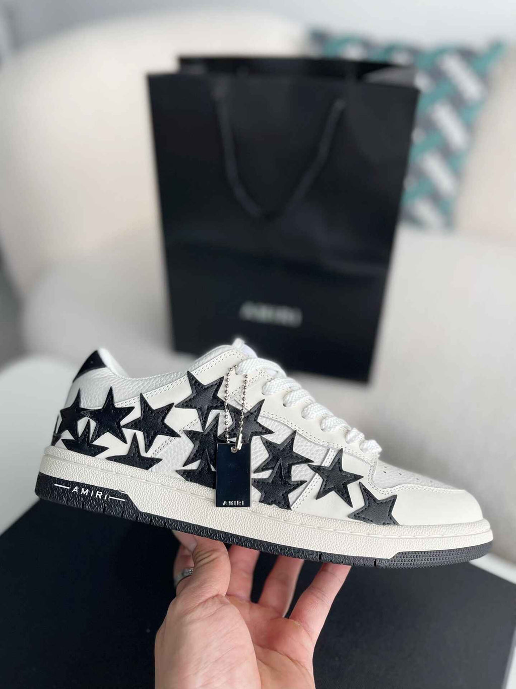 Amiri Star Burst Low – White Grained Leather & Black Stars