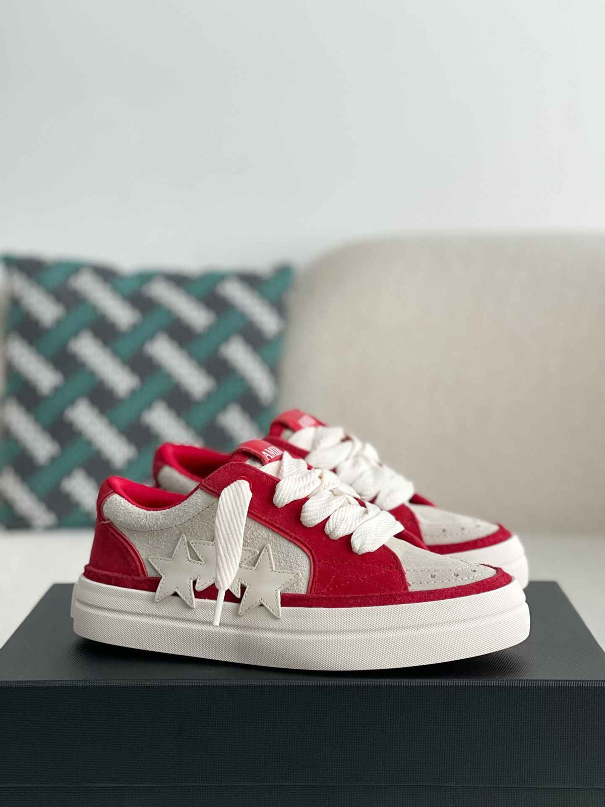 Amiri Star Court Low – Red & Bone Suede