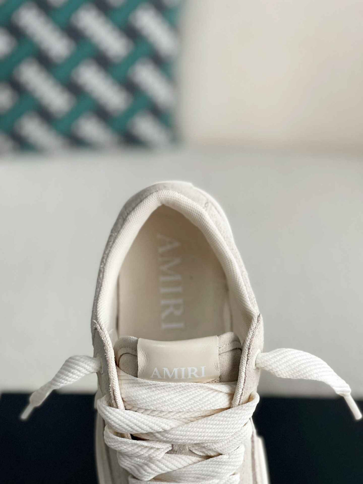 Amiri Star Court Low – Bone Suede & White Leather