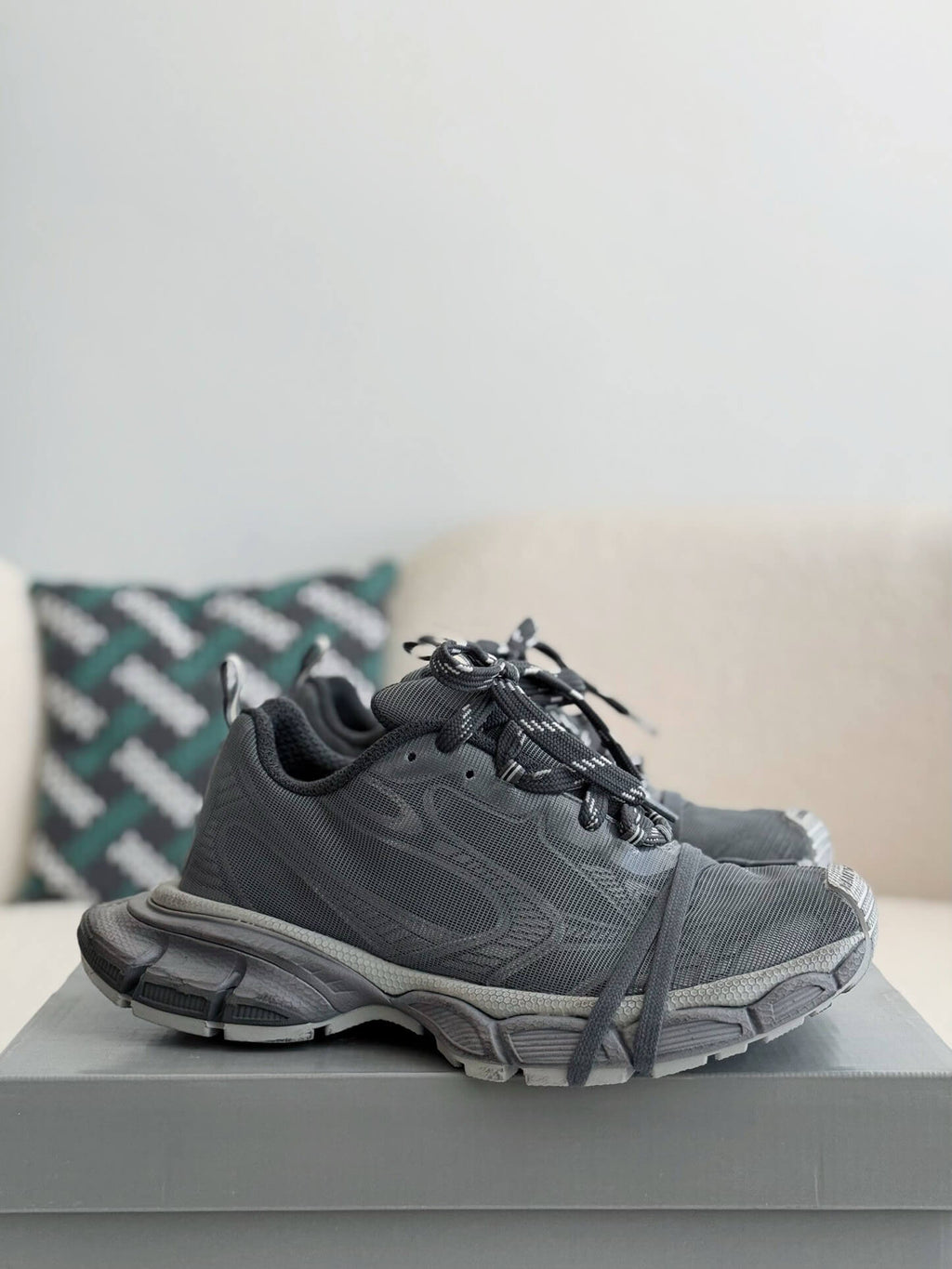 Balenciaga 3XL Sneaker – Anthracite / Dark Grey