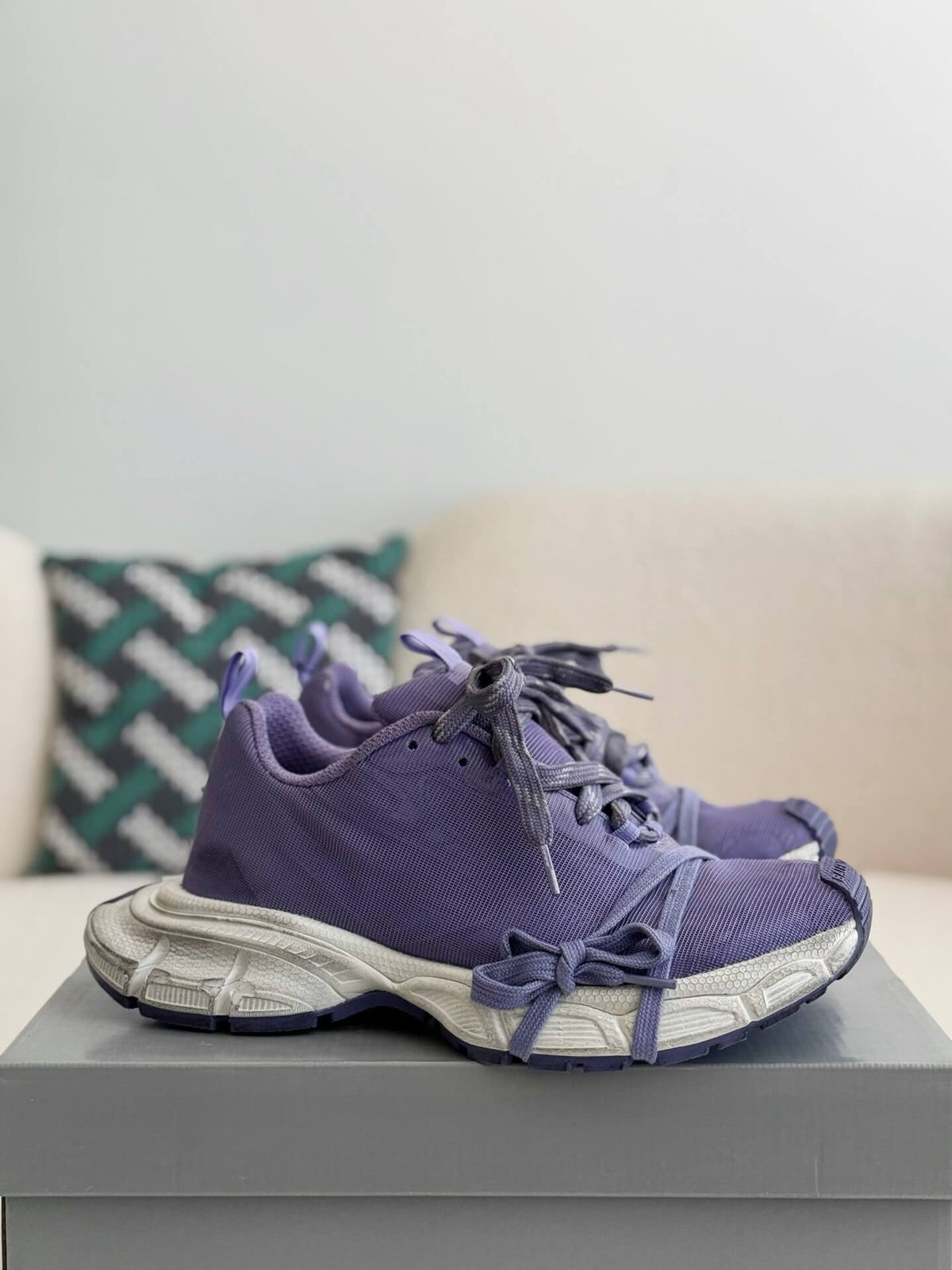 Balenciaga 3XL Sneaker – Purple & White