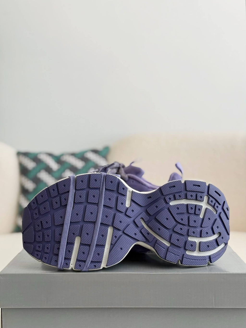 Balenciaga 3XL Sneaker – Purple & White