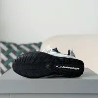 Balenciaga Radar Gradient Lines Sneaker – Silver, White & Blue