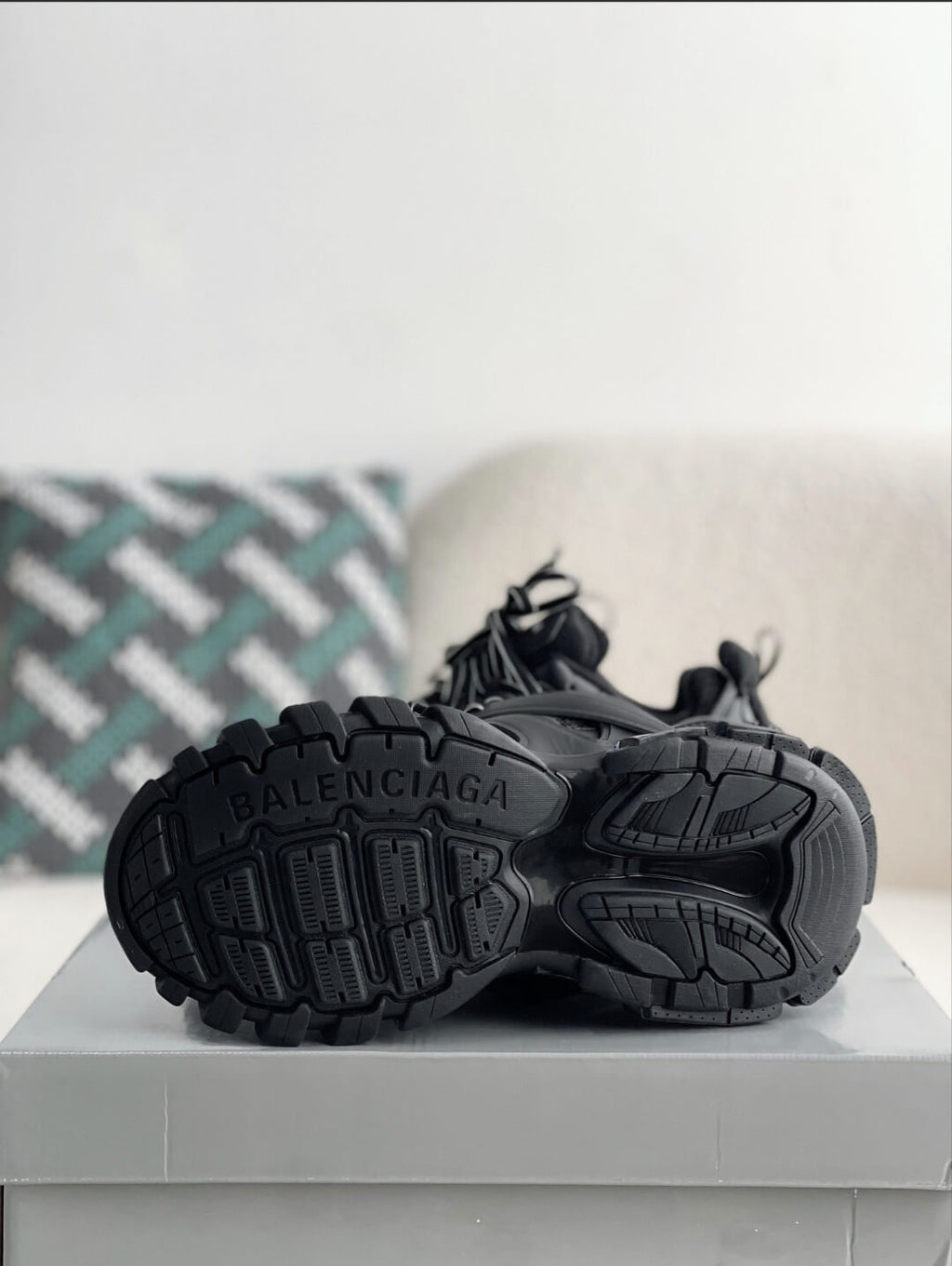 Balenciaga Track Sneaker – Black & White