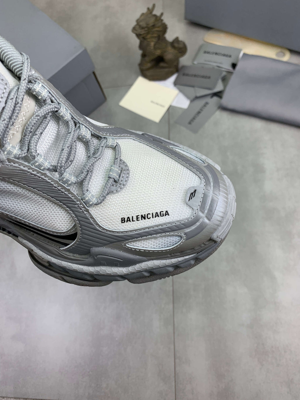 Balenciaga Jet Sneaker – Eggshell & Grey