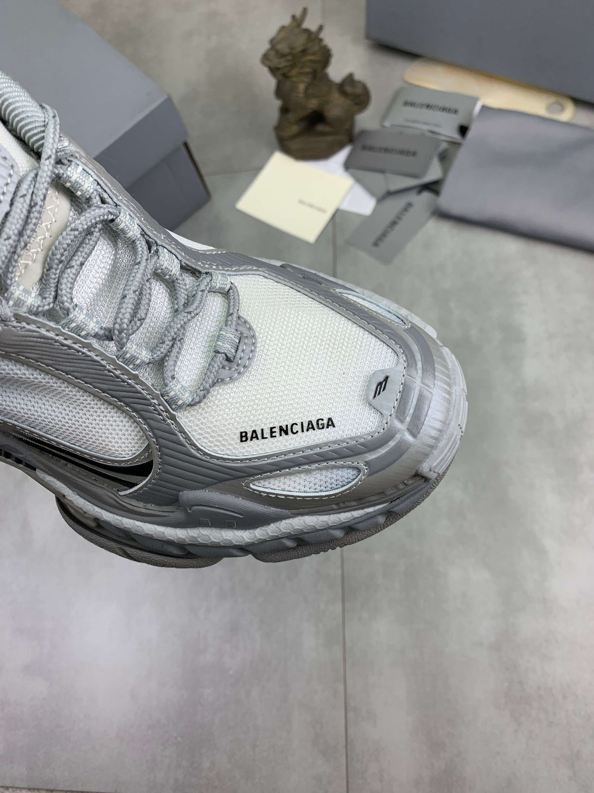 Balenciaga Jet Sneaker – Eggshell & Grey