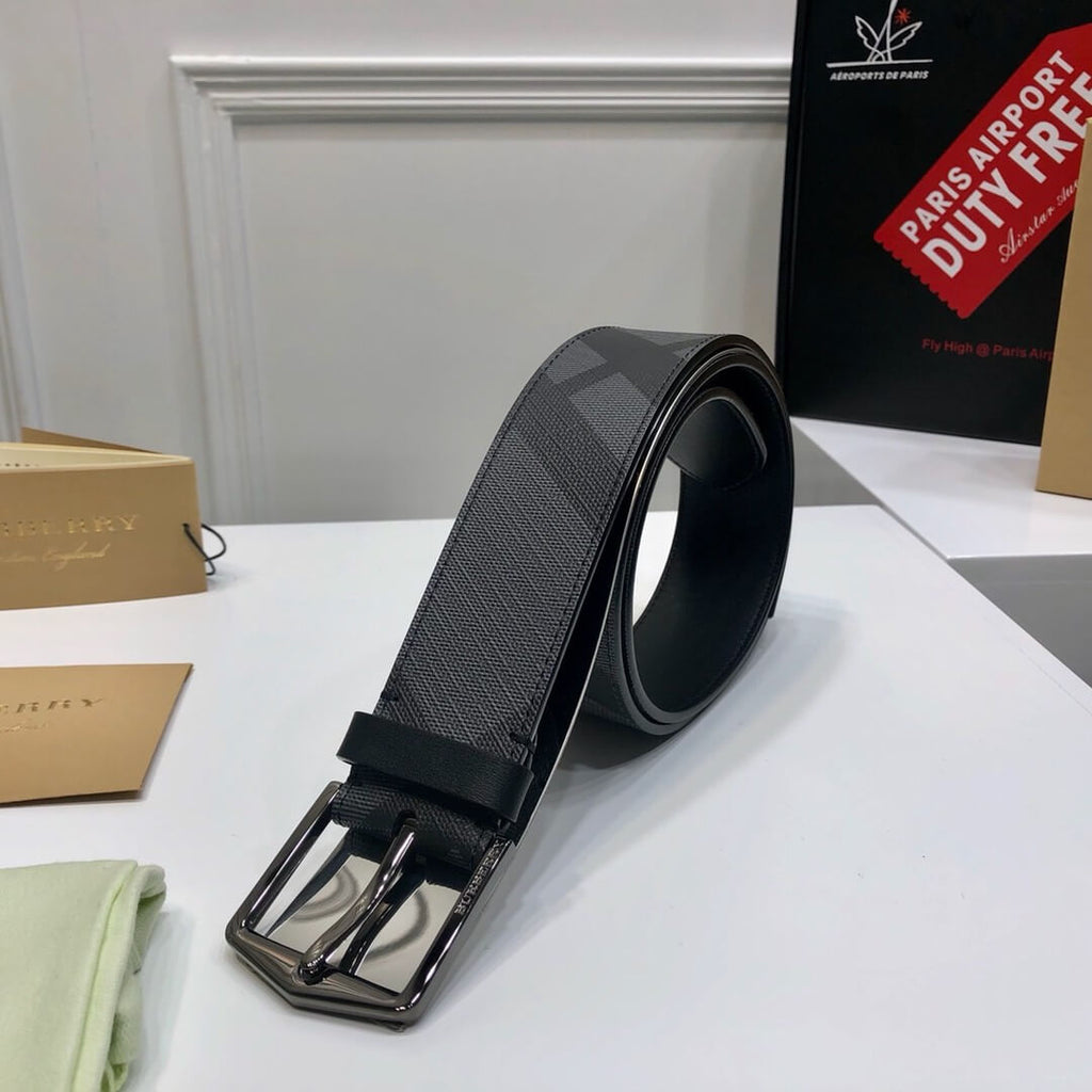 Burberry Black Check-Print Reversible Faux-Leather Belt