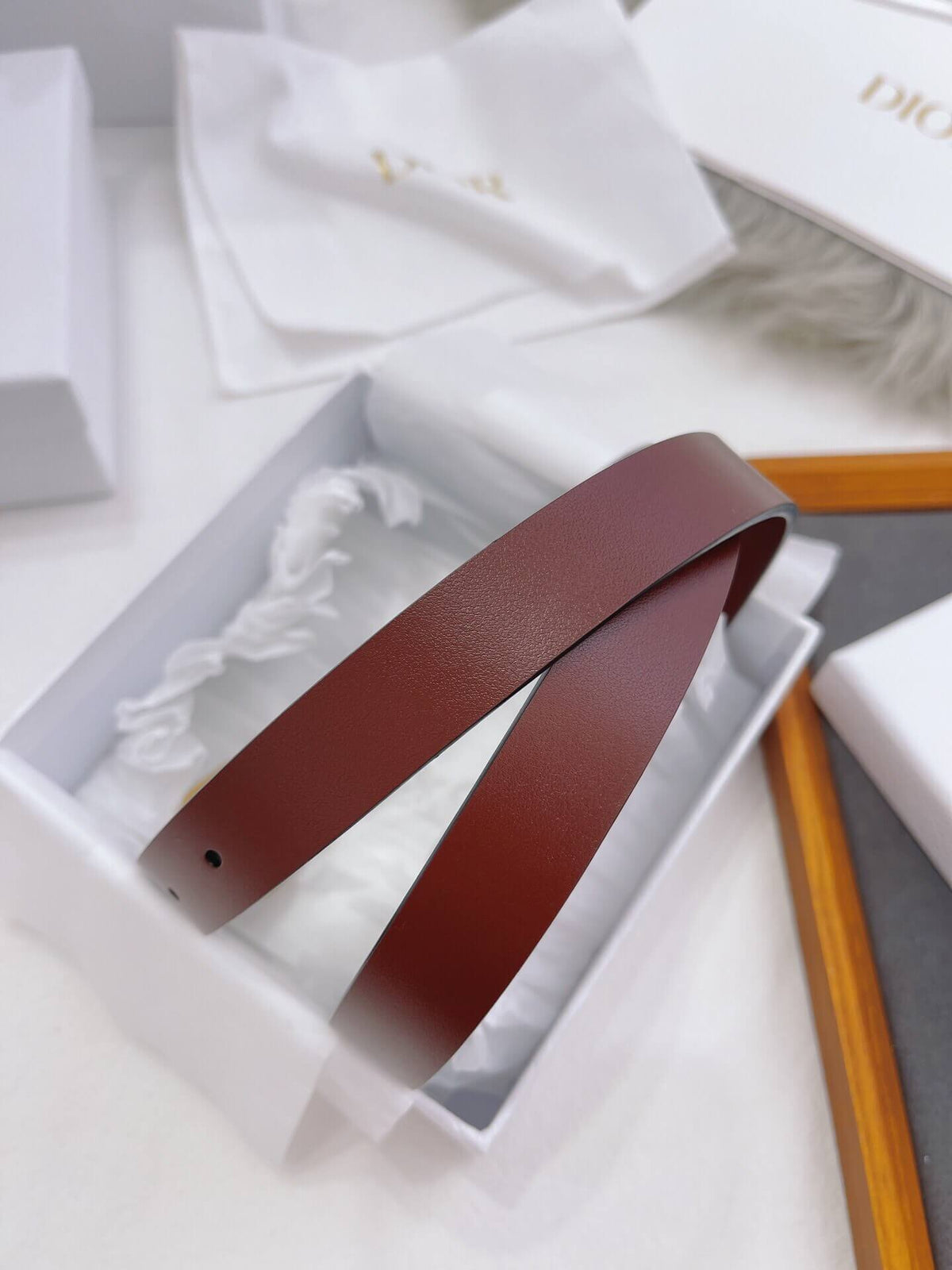 CHRISTIAN DIOR CD Buckle Leather Belt in Burgundy