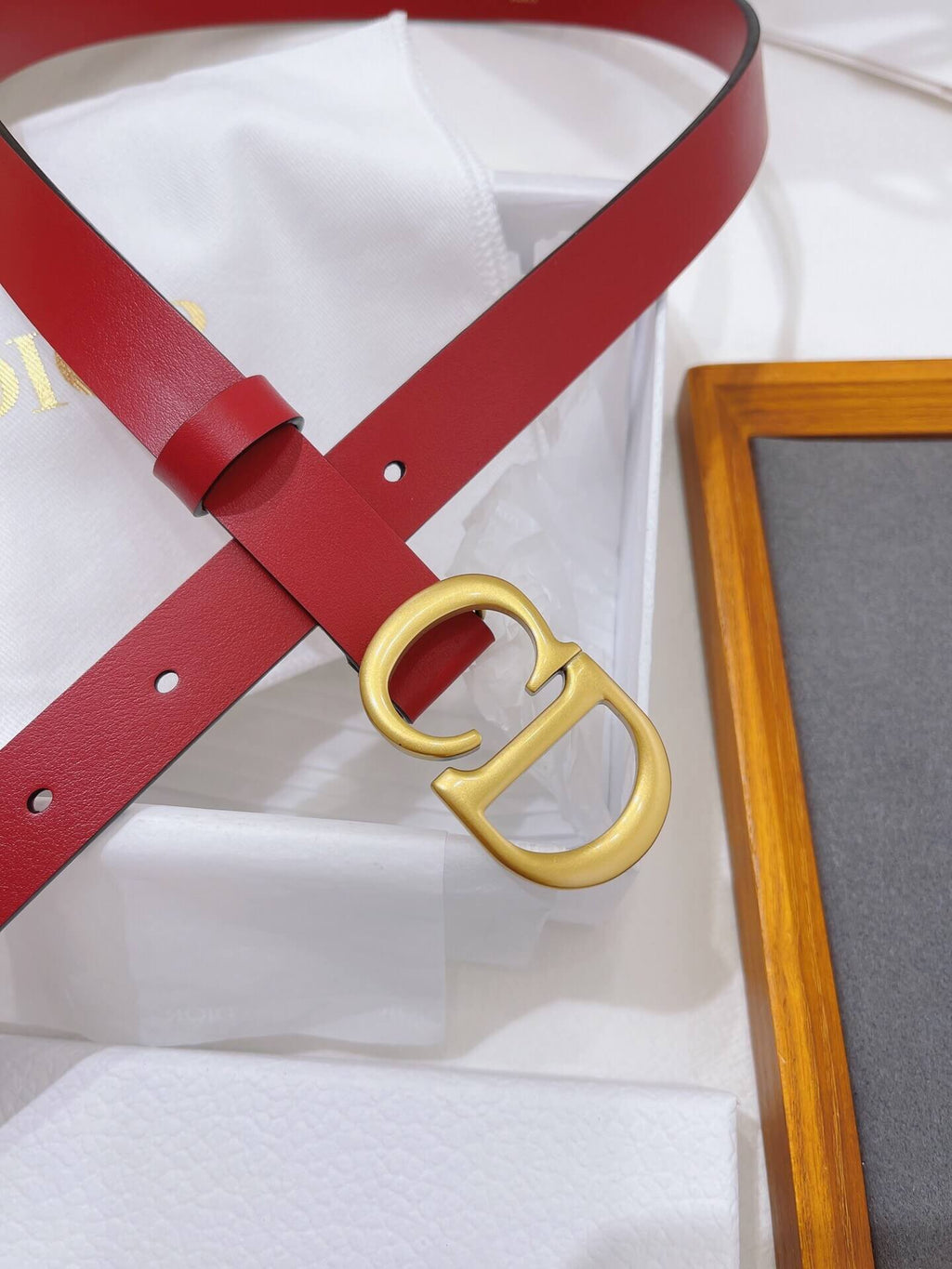 CHRISTIAN DIOR CD Buckle Leather Belt in Red