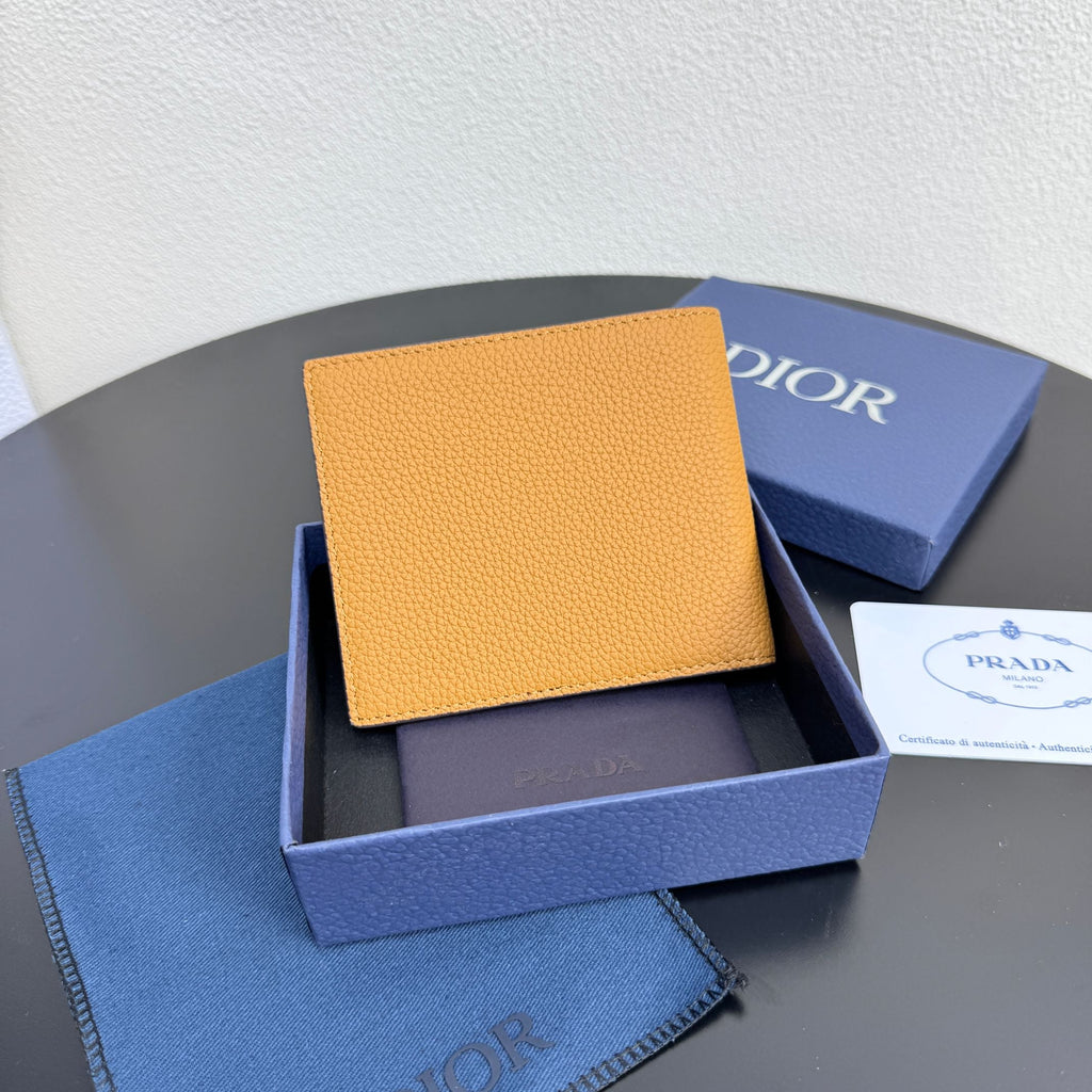 Dior Men's Privé Bifold Wallet - Brown Grained Calfskin