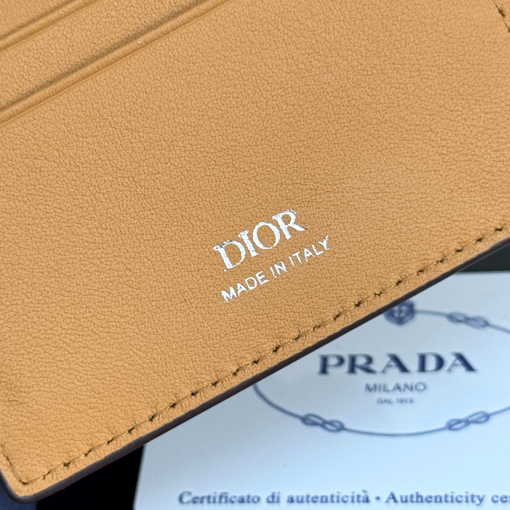 Dior Men's Privé Bifold Wallet - Brown Grained Calfskin