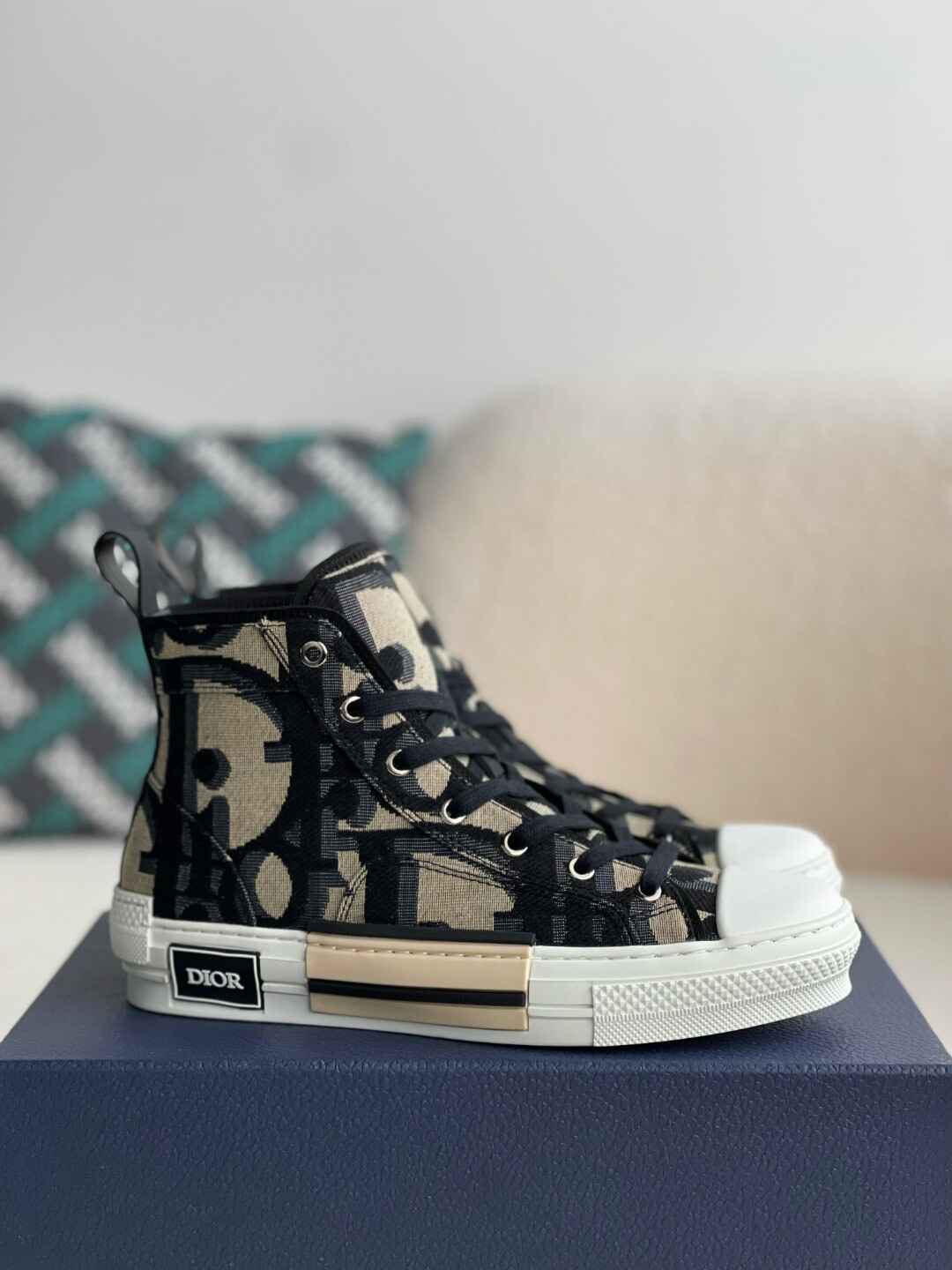 Dior B23 High-Top Sneaker in Black Oblique Jacquard