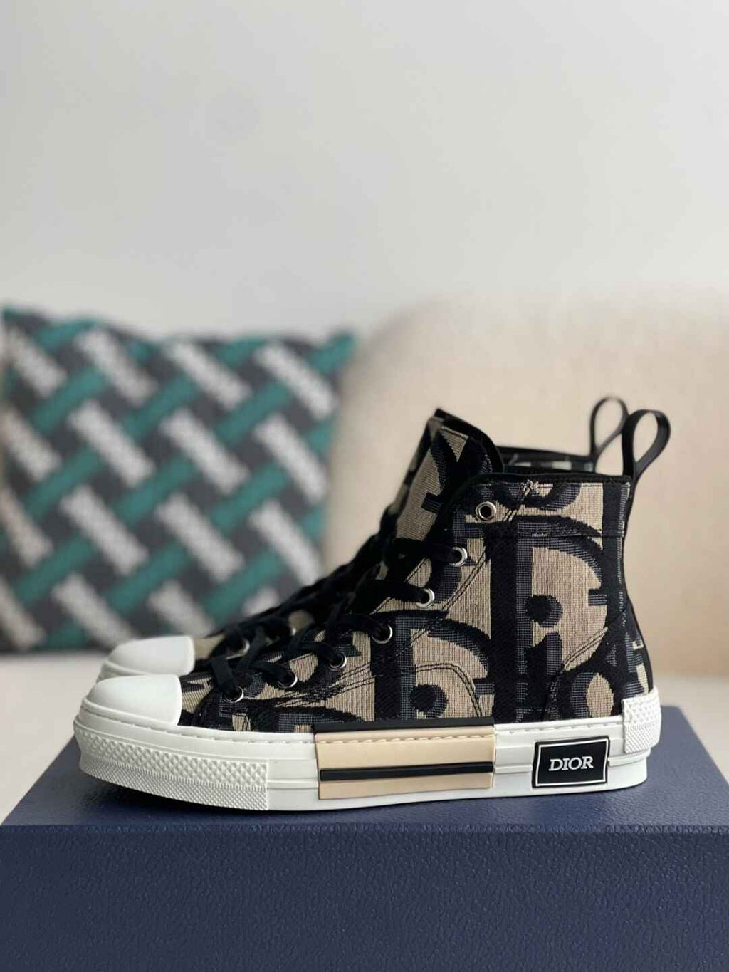 Dior B23 High-Top Sneaker in Black Oblique Jacquard