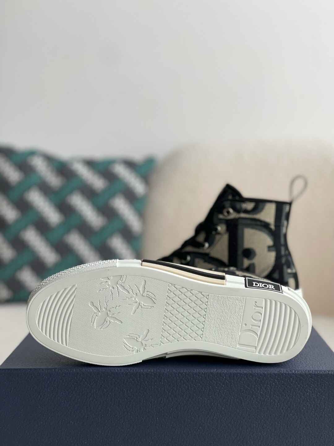 Dior B23 High-Top Sneaker in Black Oblique Jacquard