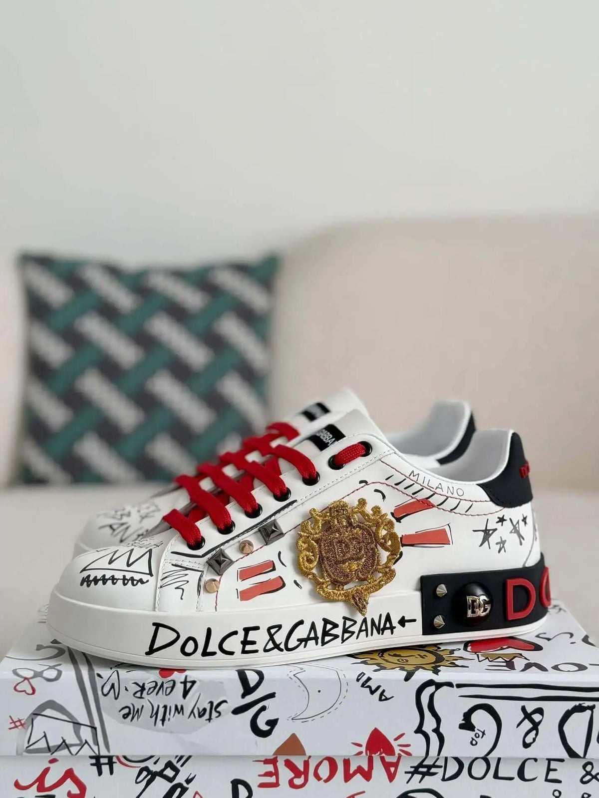 Dolce & Gabbana Portofino Sneaker – White Graffiti & Gold Crest