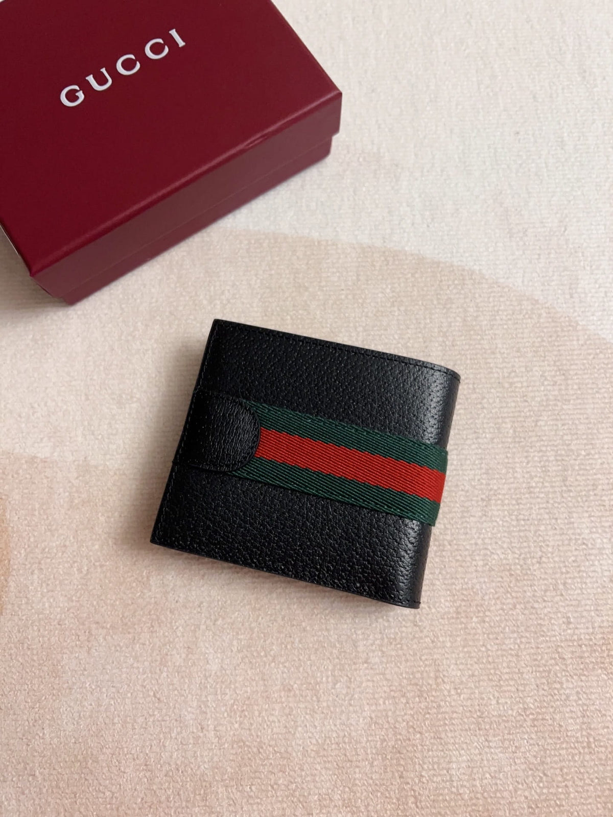 Gucci Men's Ophidia Bifold Wallet - Black Grainy Leather with Web Stripe