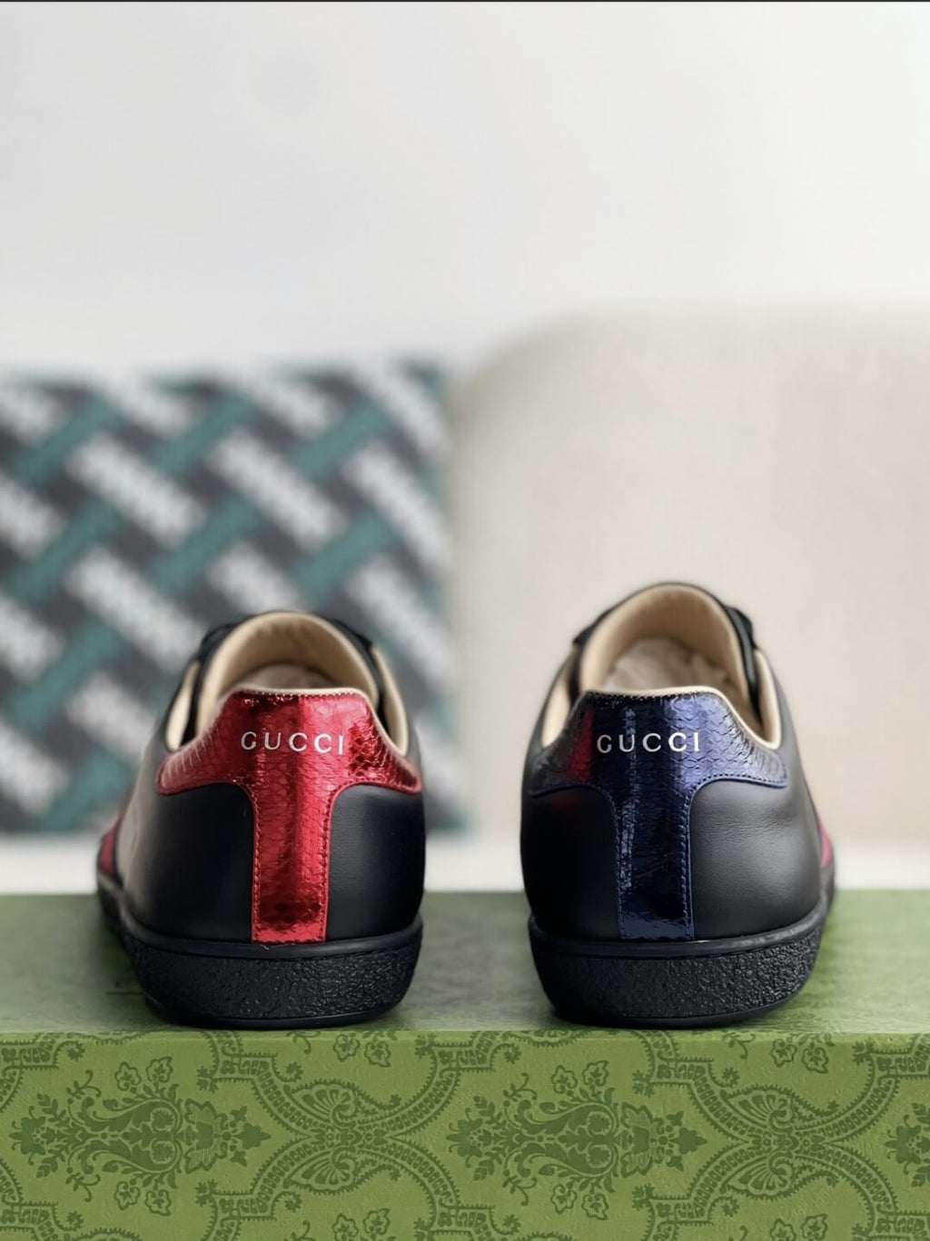 Gucci Ace Sneaker Black Leather with Web Stripe and Bee Embroidery