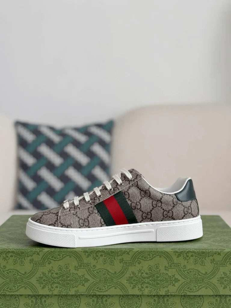 Gucci Ace Sneaker – Beige GG Supreme Canvas & Web