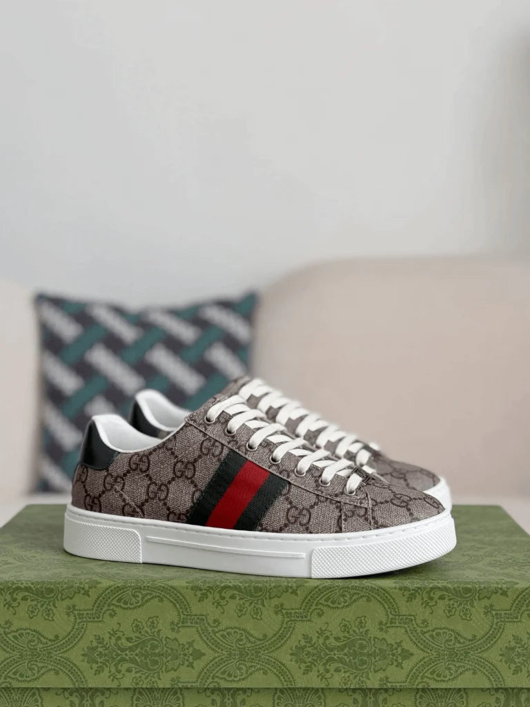 Gucci Ace Sneaker – Beige GG Supreme Canvas & Web