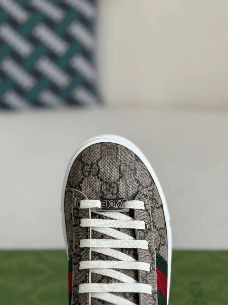 Gucci Ace Sneaker – Beige GG Supreme Canvas & Web