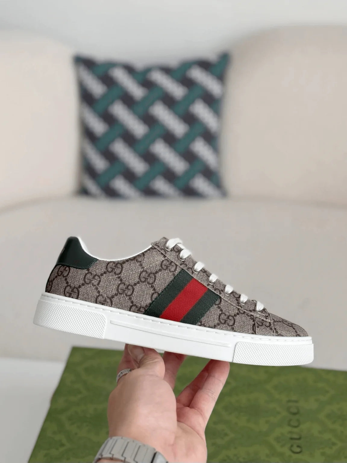 Gucci Ace Sneaker – Beige GG Supreme Canvas & Web