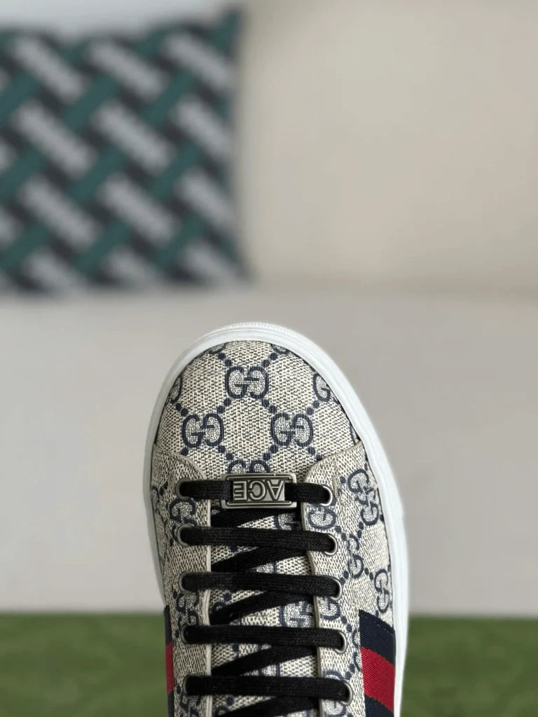 Gucci Ace Sneaker – Beige & Blue GG Supreme Canvas