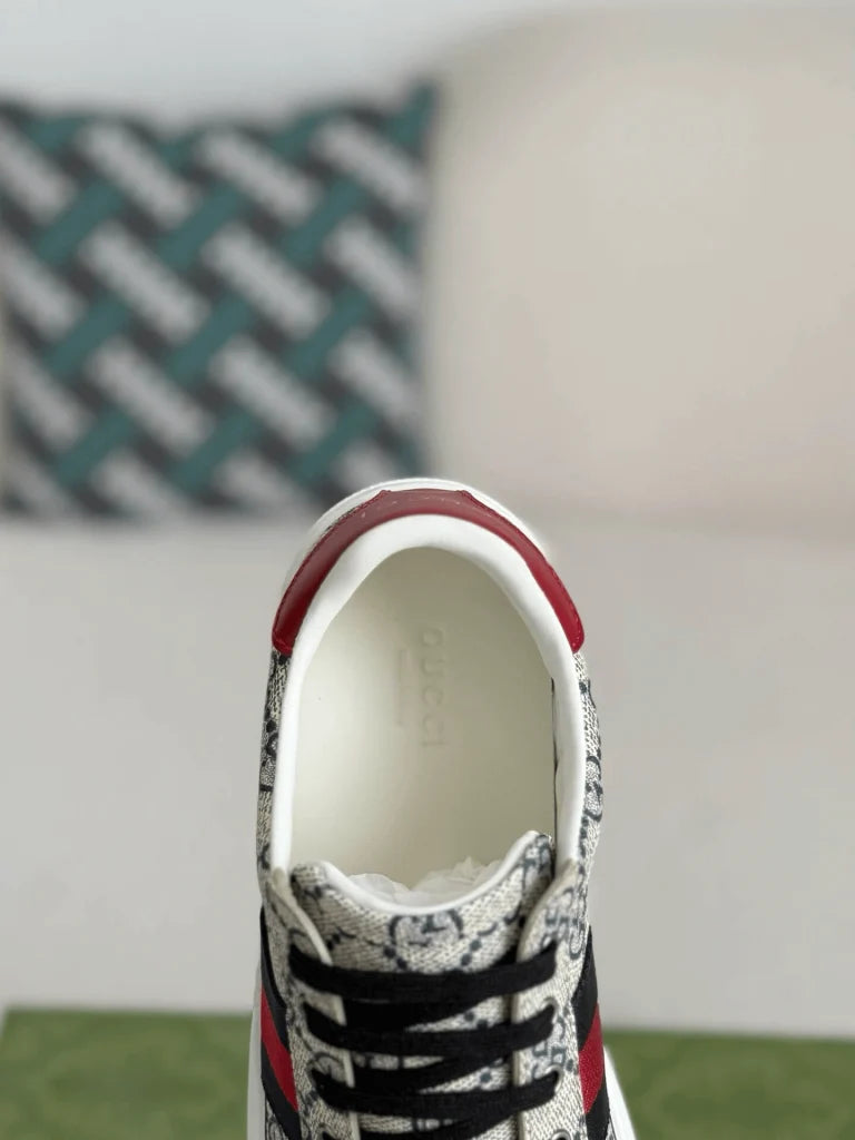 Gucci Ace Sneaker – Beige & Blue GG Supreme Canvas