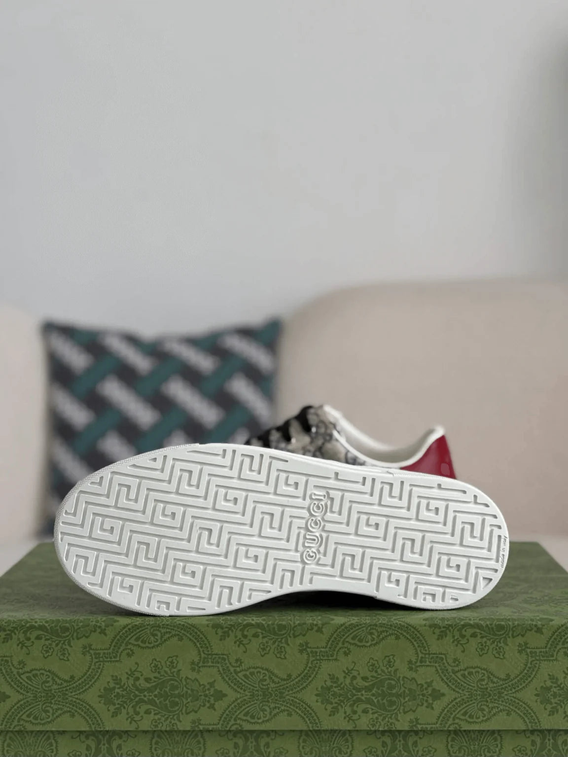 Gucci Ace Sneaker – Beige & Blue GG Supreme Canvas