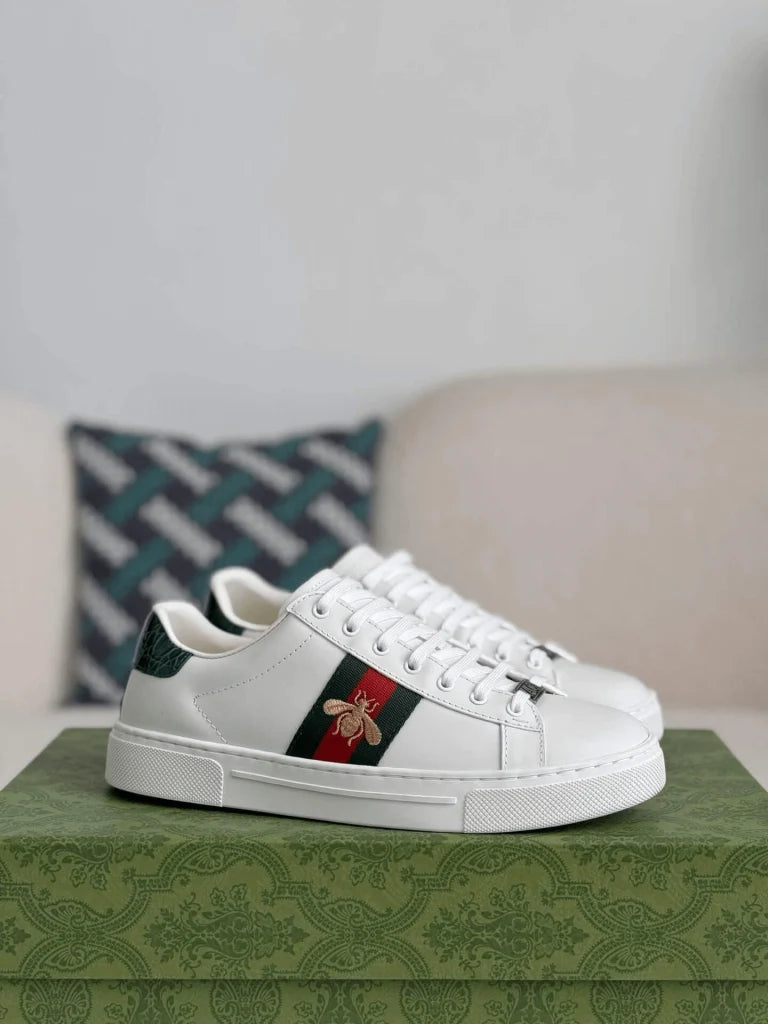 Gucci Ace Sneaker – White Leather with Embroidered Bee