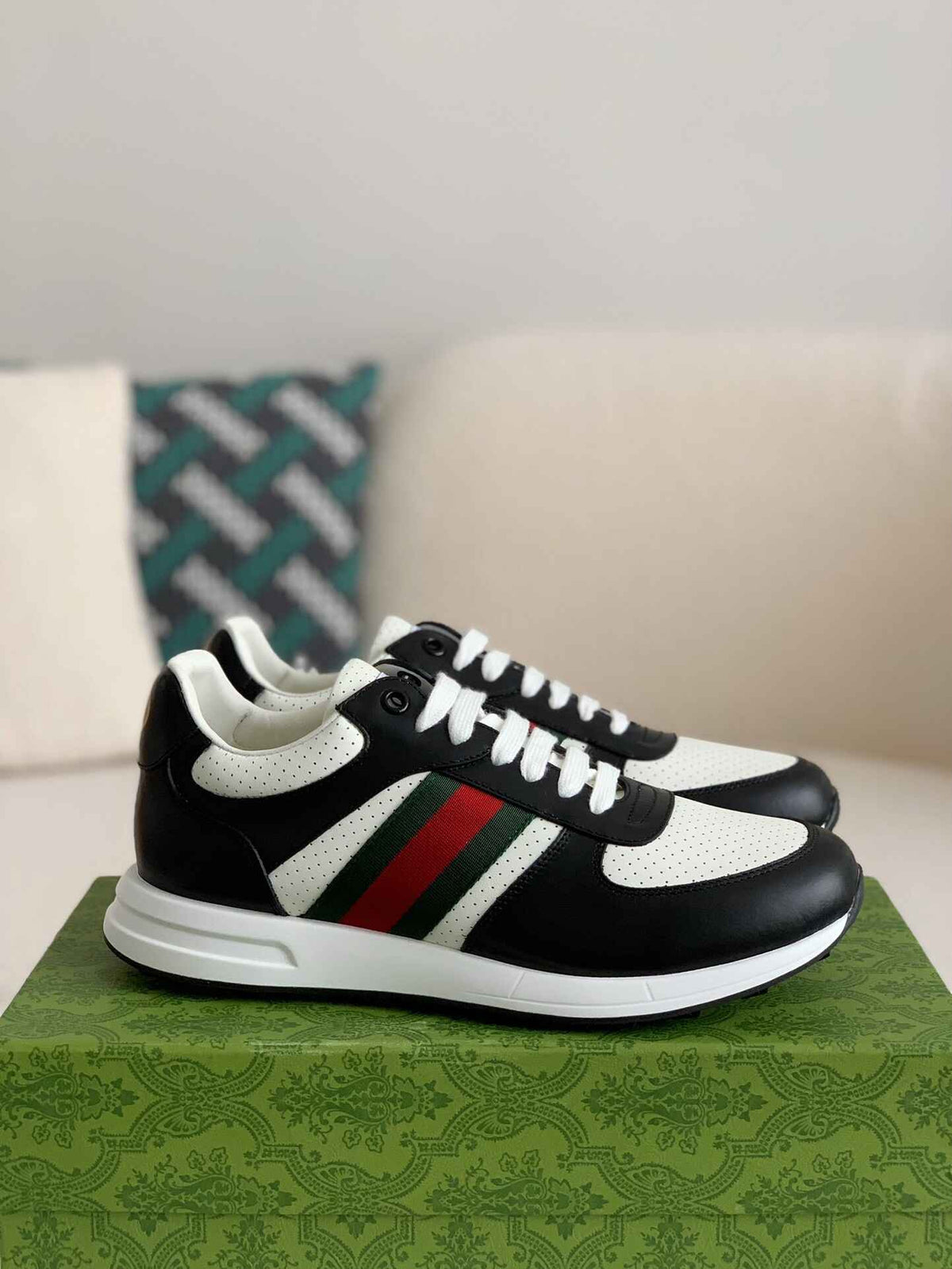 Gucci Mac80 Sneaker – Black & White Leather with Green/Red Web