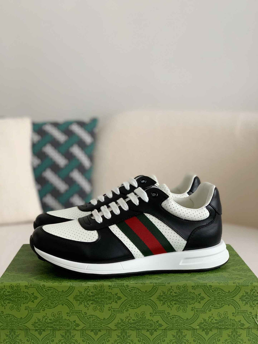 Gucci Mac80 Sneaker – Black & White Leather with Green/Red Web