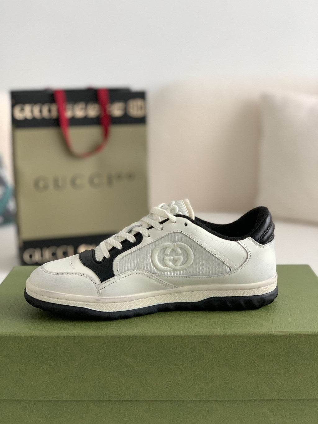 Gucci Re-Web Sneaker – White & Black Leather Mesh